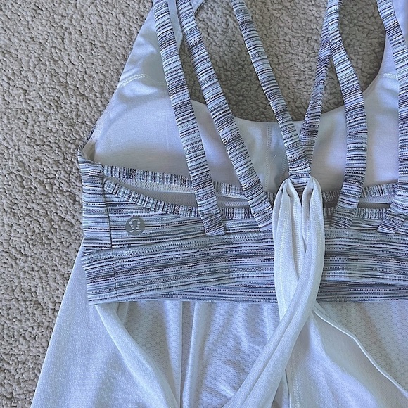 Lululemon Exercise Tank Top - Picture 1 of 6